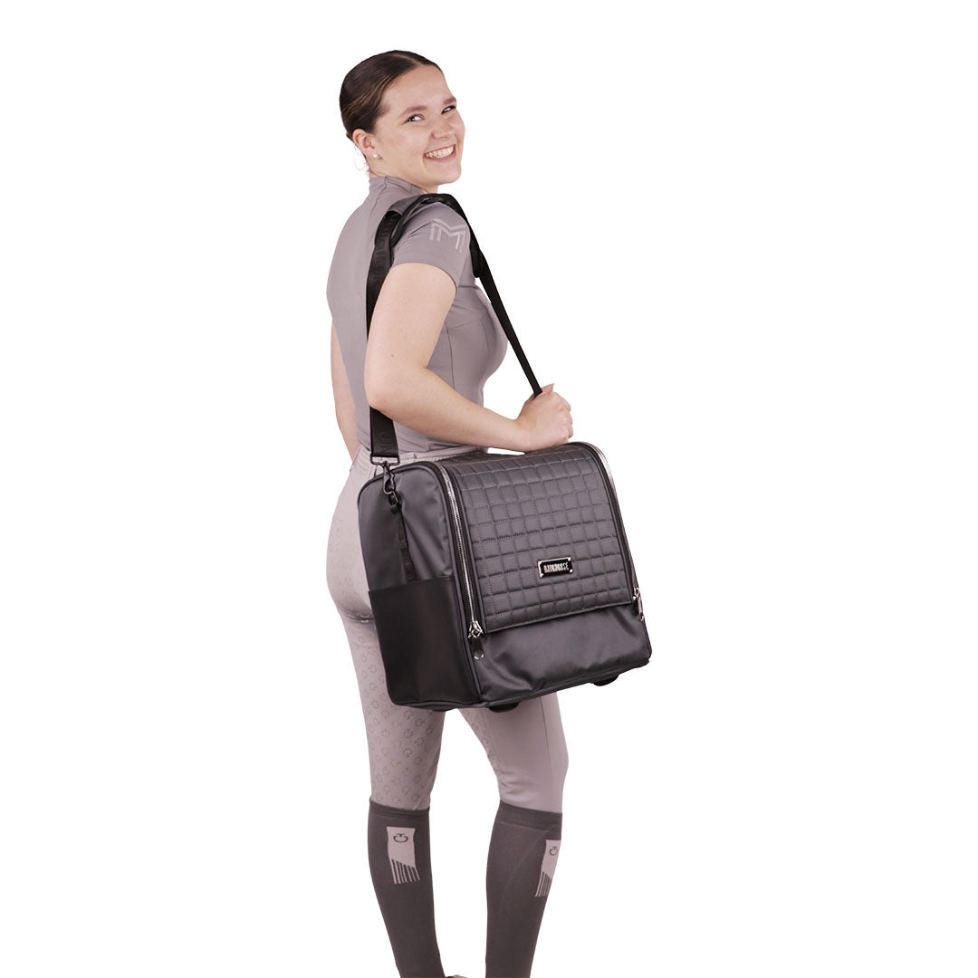 Grooming Bag Flap