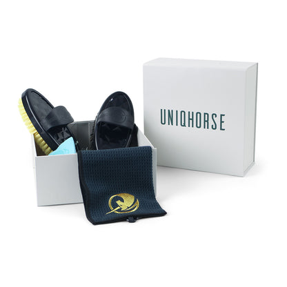Gift Set with Grooming & Coarse Brush